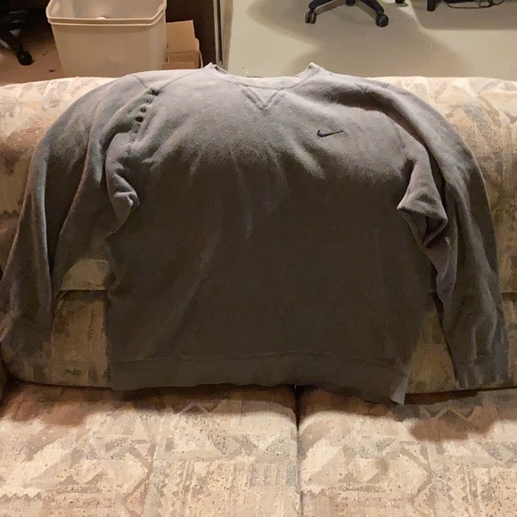 Lot of 5 XXL Crewneck Sweatshirt Bundle Nike Chaps Izod Under Armour Gap - Picture 6 of 11